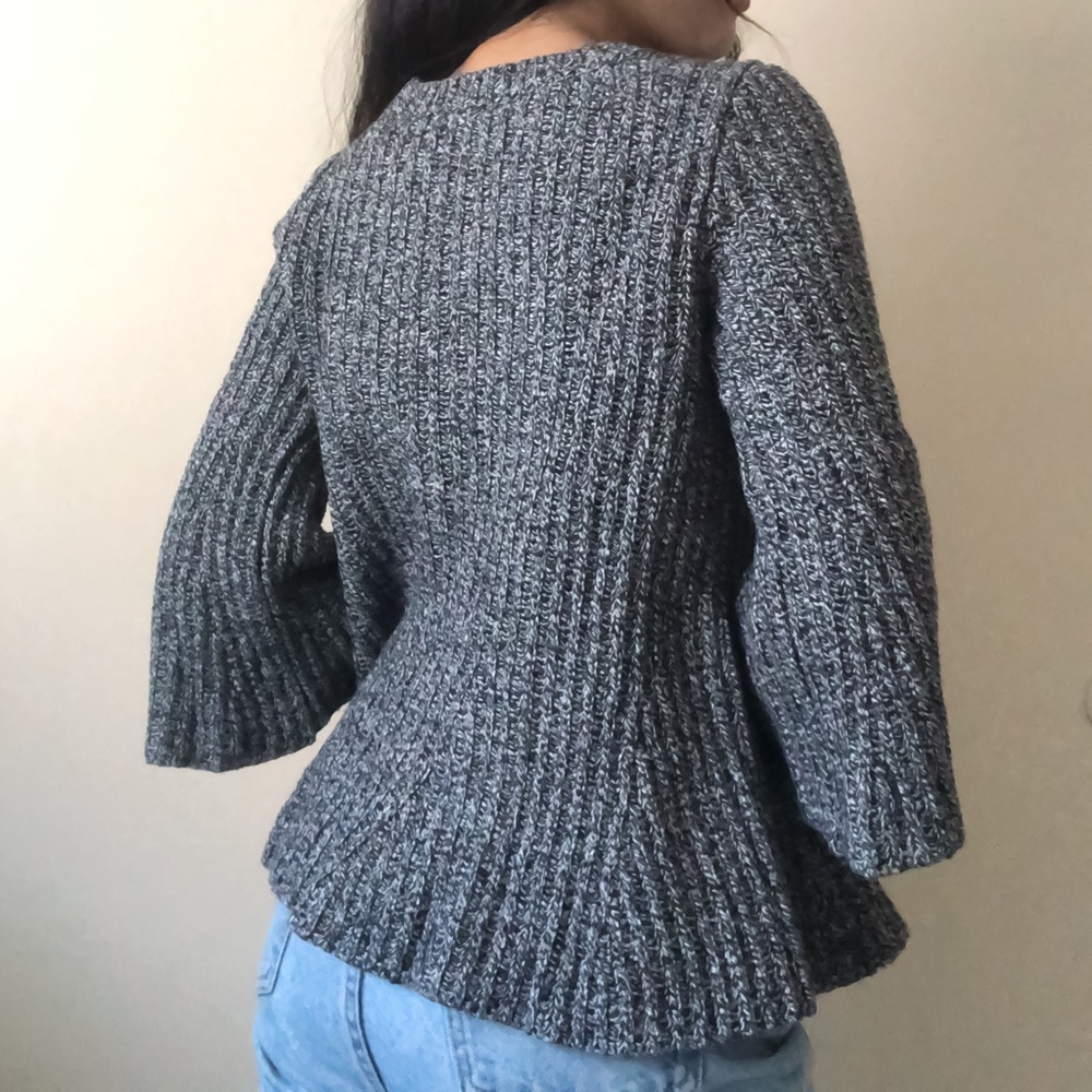 GAP Heathered Ruffle Sweater - Picture 3 of 5